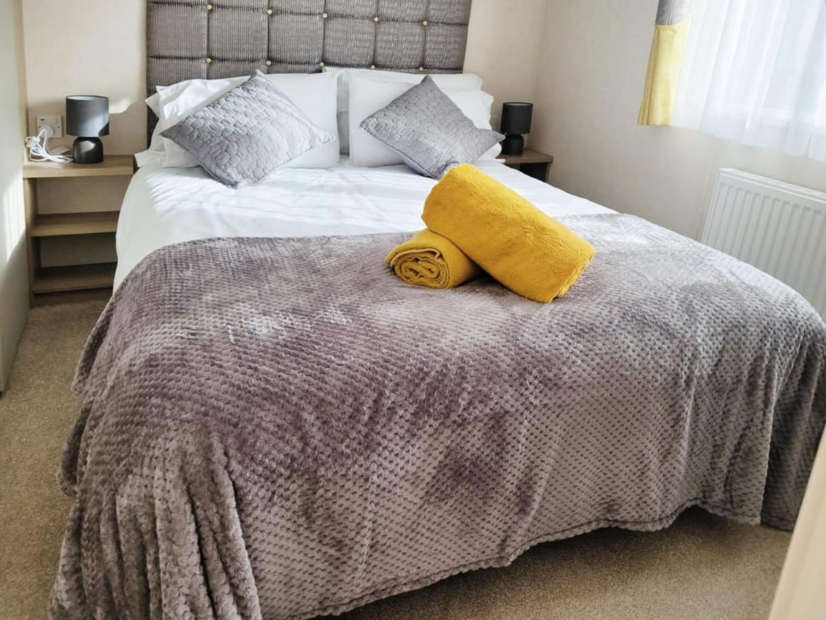 Nightingale Otel South Cerney Dış mekan fotoğraf